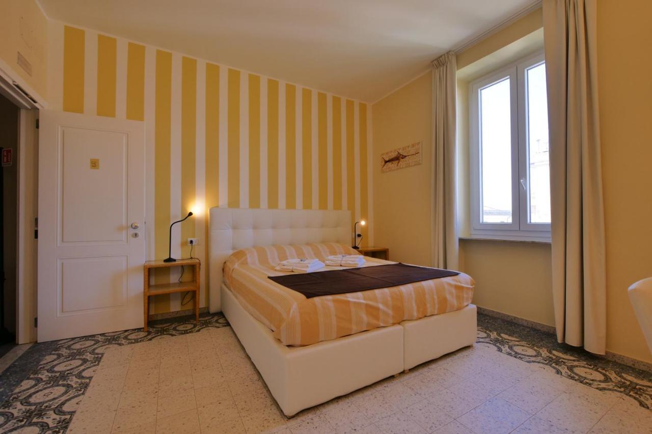Hotel Amar Levanto Esterno foto