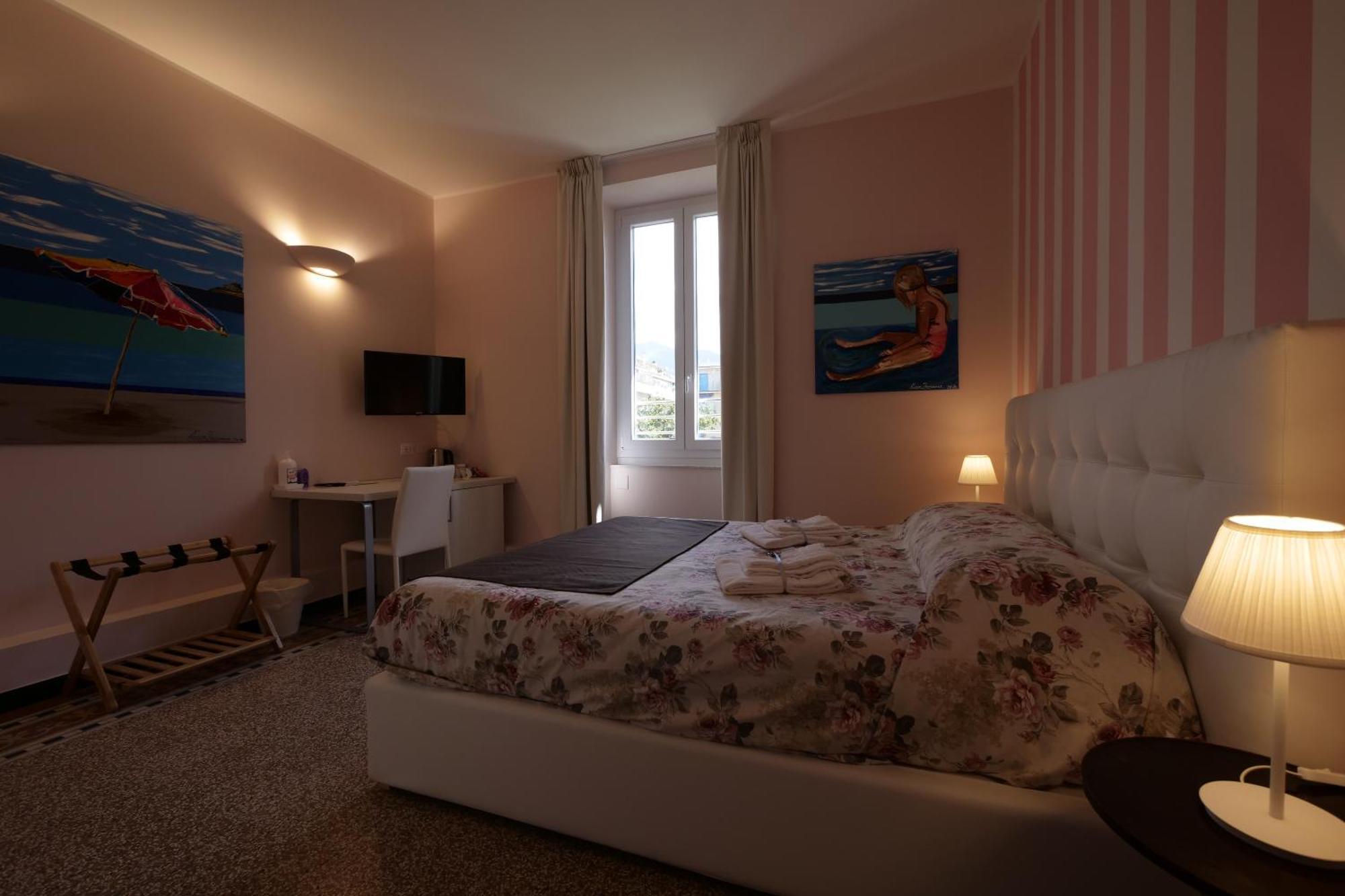 Hotel Amar Levanto Esterno foto